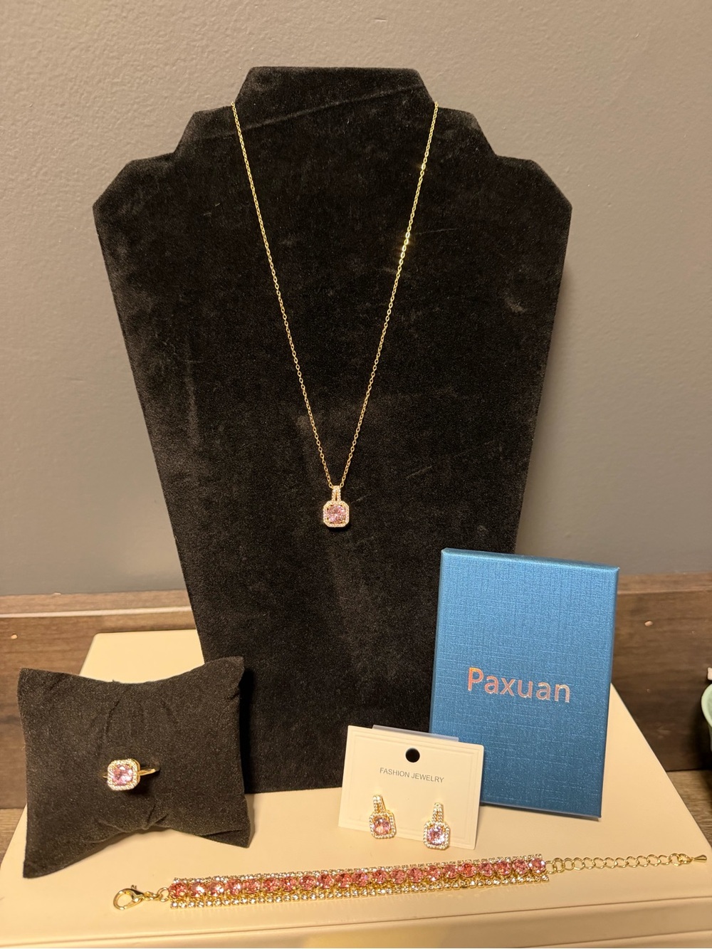 NWT Paxuan Gold Pink Cushion Cut Jewelry Set Sz 8 Ring - 4pc Boxed Suite